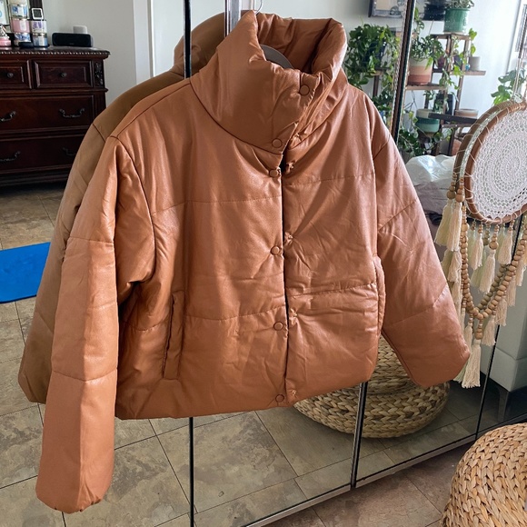 🥐SOLD🥐Princess Polly Camel Puffer Jacket - Picture 6 of 8